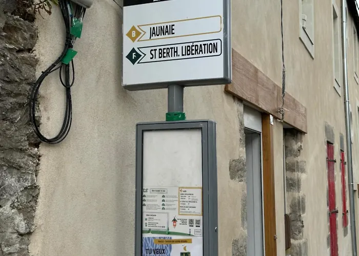 Apartee - Spacieux T2 Renove - Centre Laval (Mayenne)